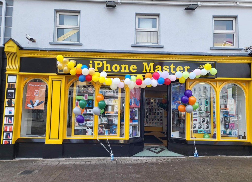 iPhone Master Loughrea Christmas Club is Now Open